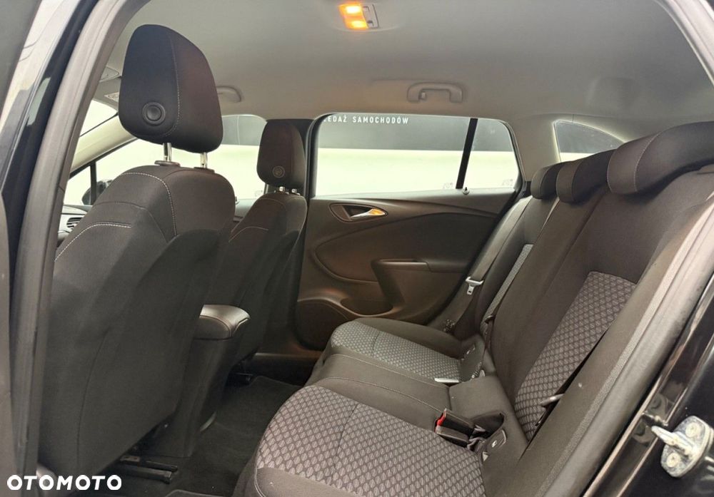 Opel Astra - 25