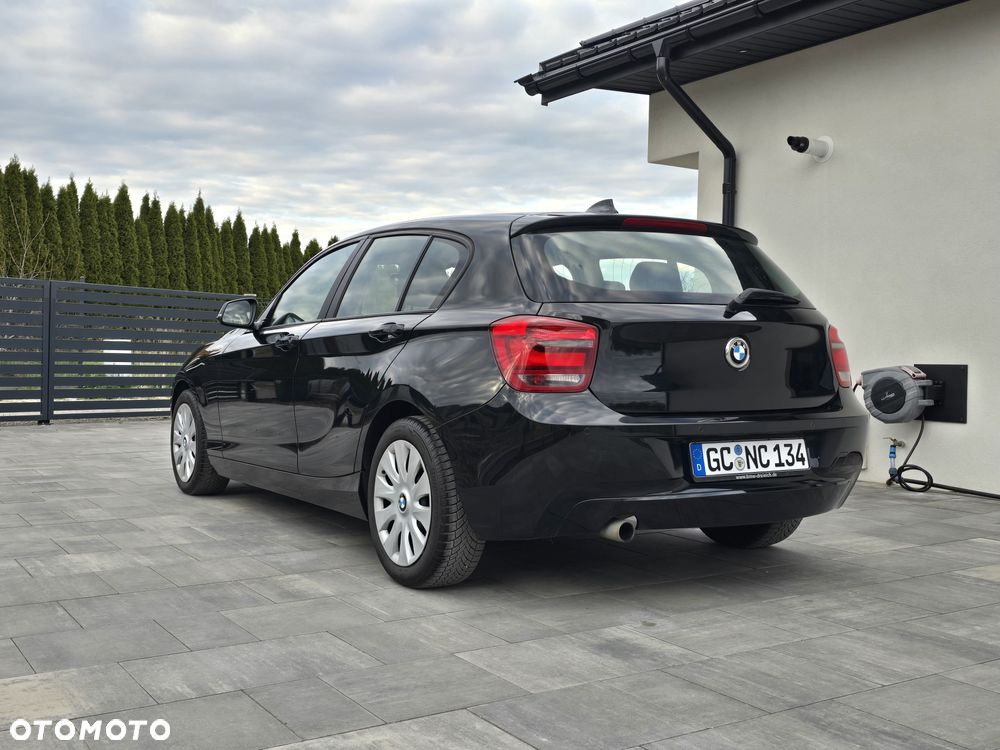 BMW Seria 1 116d DPF - 4