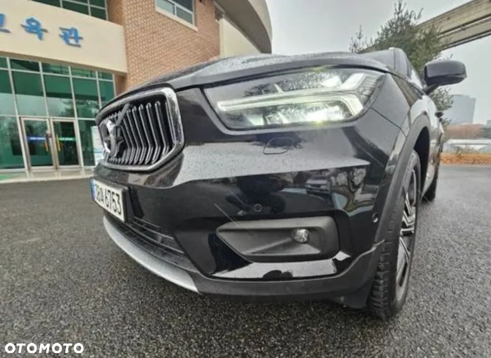 Volvo XC 40 B5 B AWD Inscription - 9
