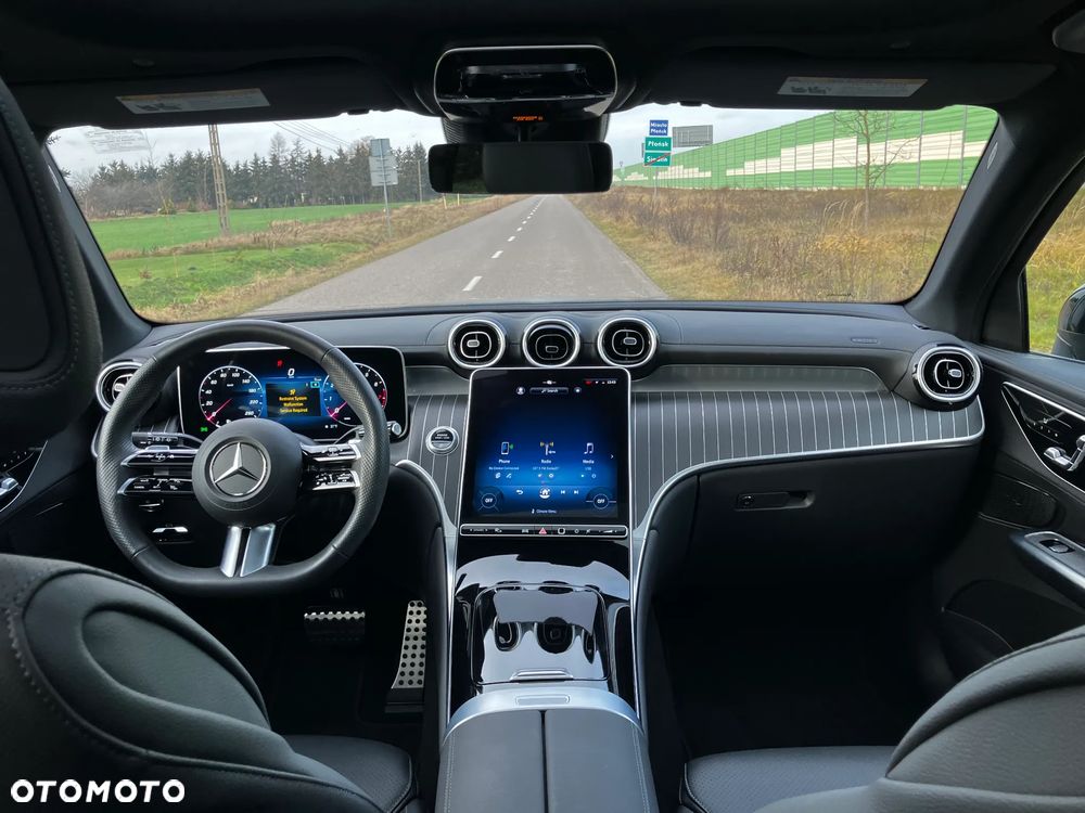 Mercedes-Benz GLC - 16