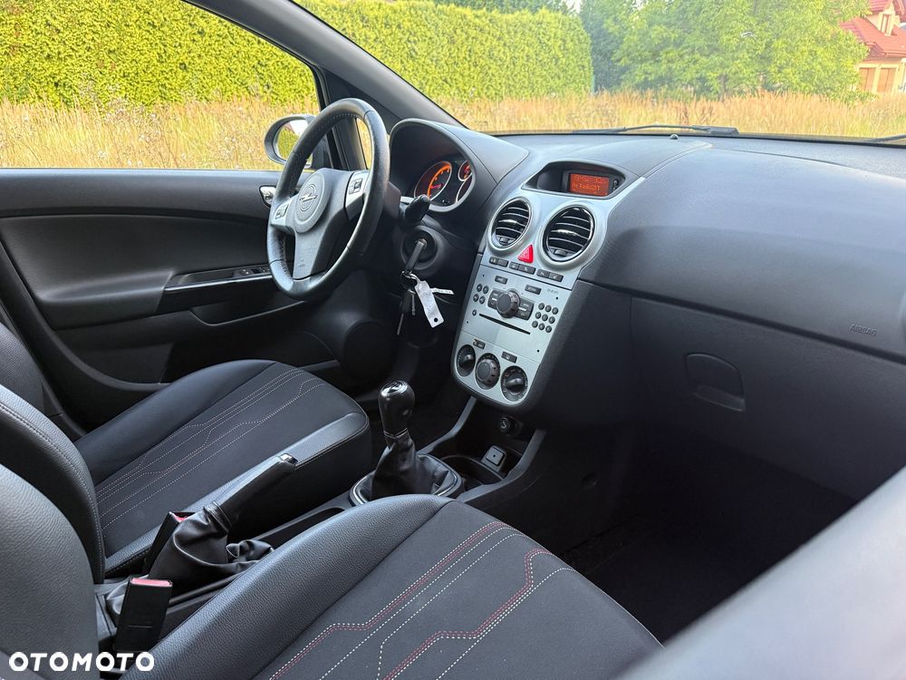 Opel Corsa 1.4 16V EcoFLEX Start-Stop 150 Jahre - 17