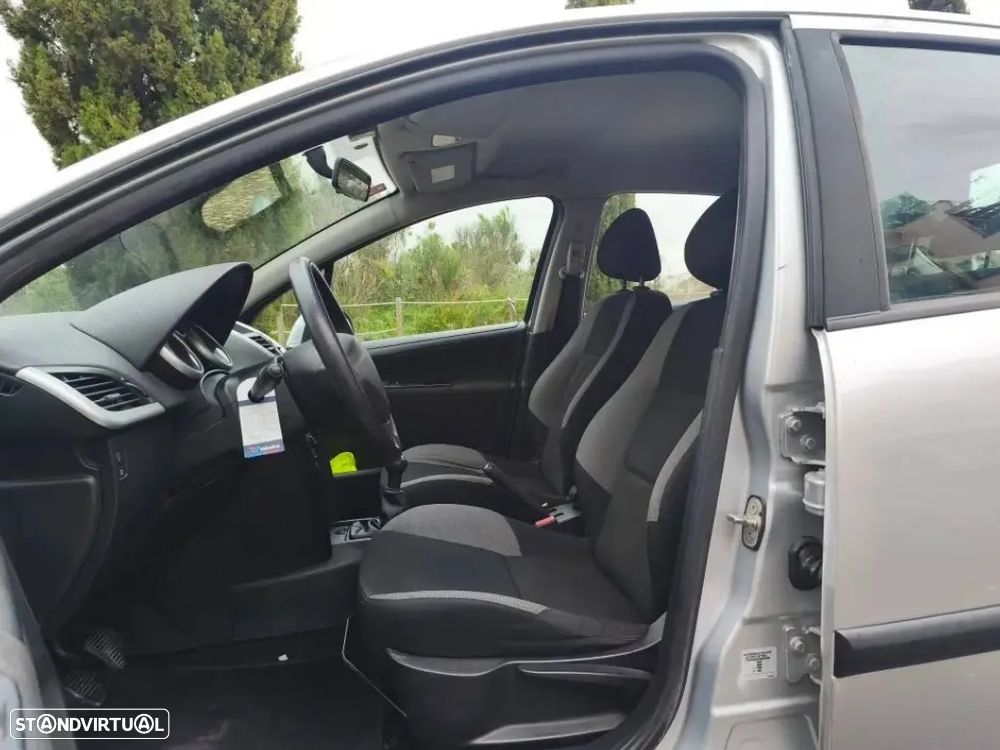 Peugeot 207 - 5