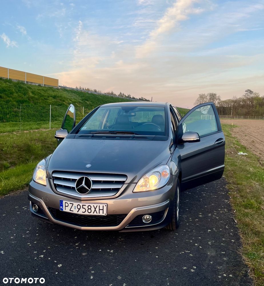 Mercedes-Benz Klasa B 180 CDI Autotronic - 4