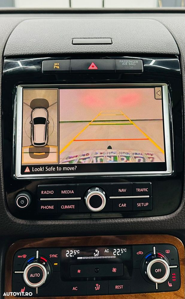 Volkswagen Touareg 3.0 V6 TDI Blue Motion DPF Automatik Exclusive - 27