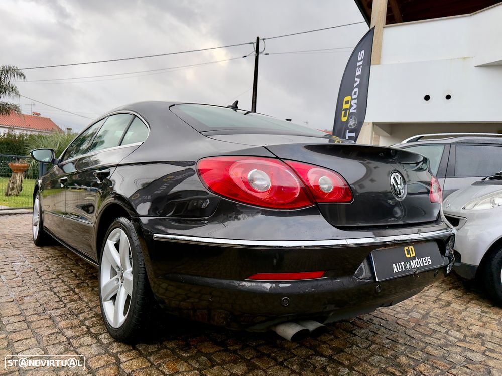 VW Passat CC 2.0 TDi Exclusive - 24