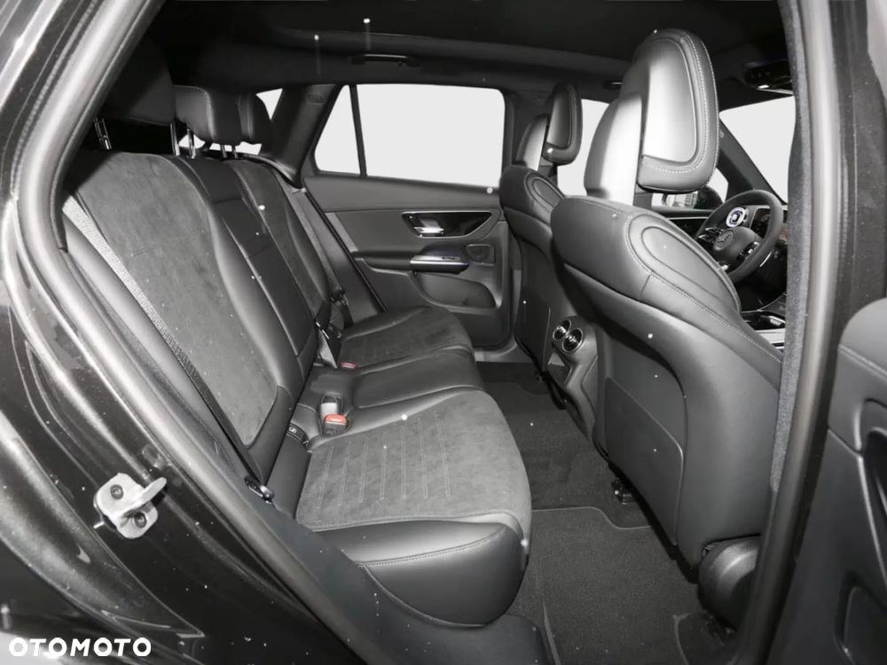 Mercedes-Benz GLC 220 d mHEV 4-Matic AMG Line - 28