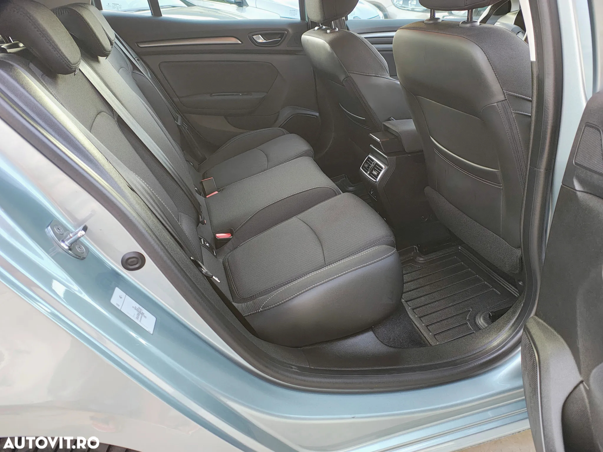 Renault Megane BLUE dCi Limited - 7