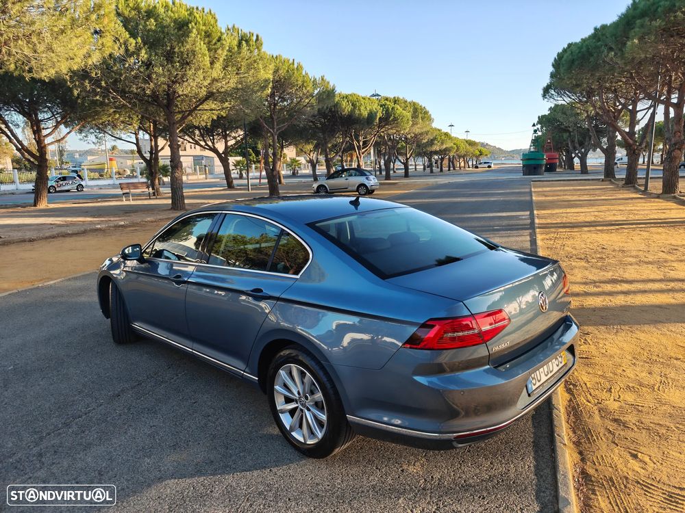 VW Passat 2.0 TDI Highline - 12