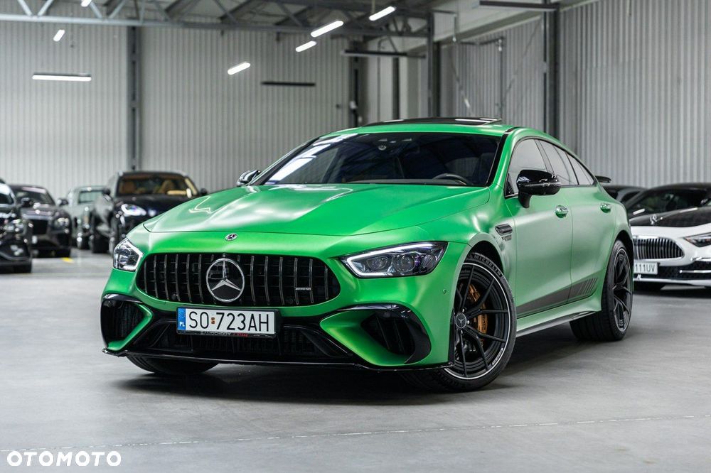 Mercedes-Benz AMG GT - 4