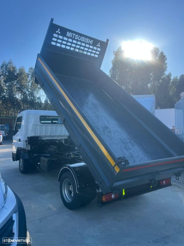Mitsubishi Fuso Canter Tri-basculante - 8