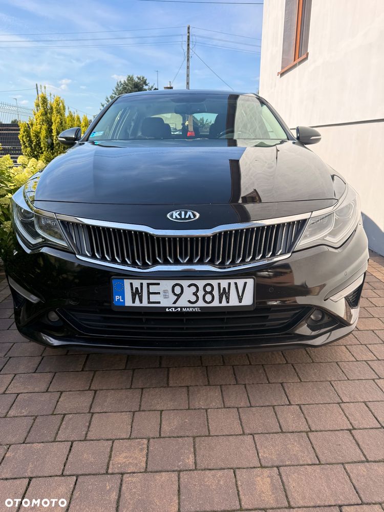 Kia Optima - 1