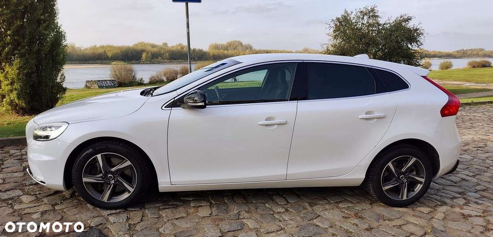 Volvo V40 2017 photo 5