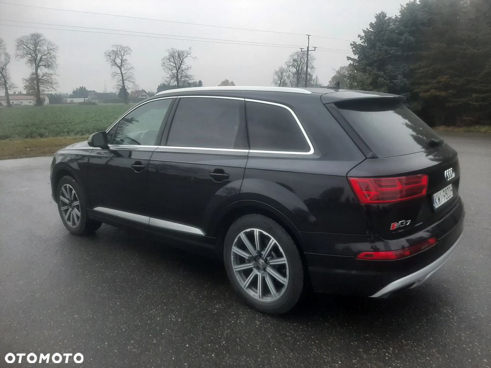 Audi Q7 - 6