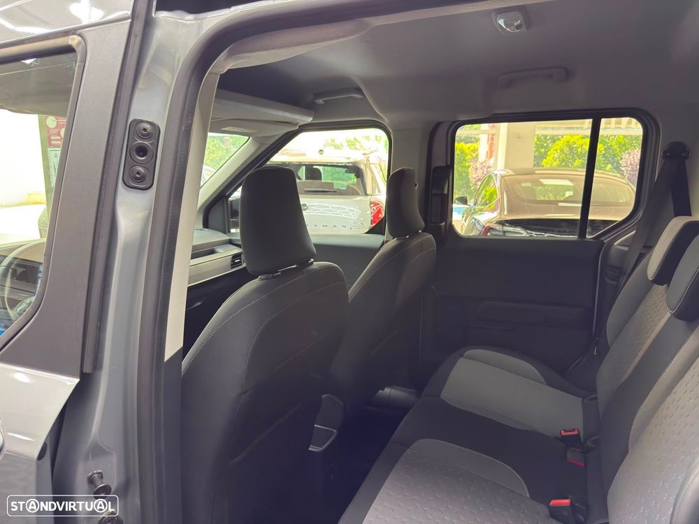 Ford Tourneo Courier 1.0 EcoBoost Titanium - 44