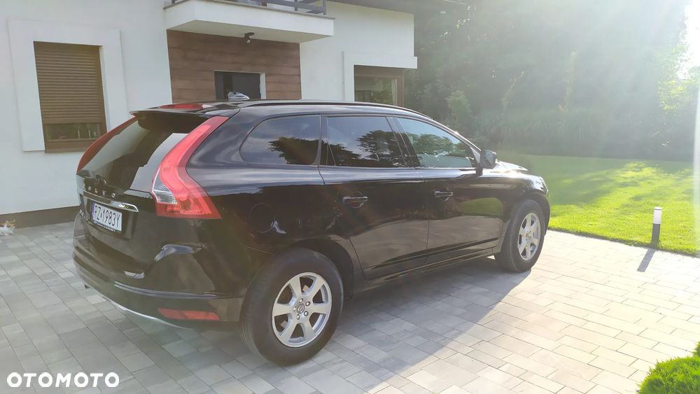 Volvo XC 60 D3 Geartronic Momentum - 5
