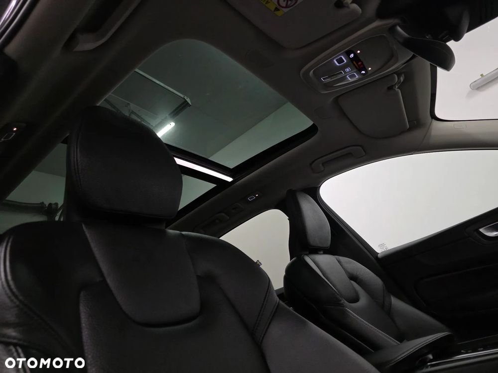Volvo XC 60 B4 D Geartronic RDesign - 27