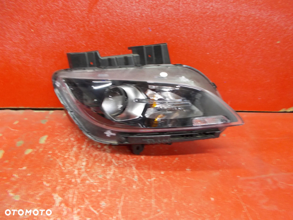 HYUNDAI KONA LIFT 92102J9500 LAMPA PRAWA PRZÓD PRZEDNIA