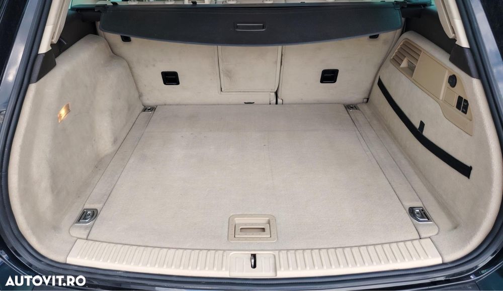 Volkswagen Touareg 3.0 V6 TDI BMT - 28