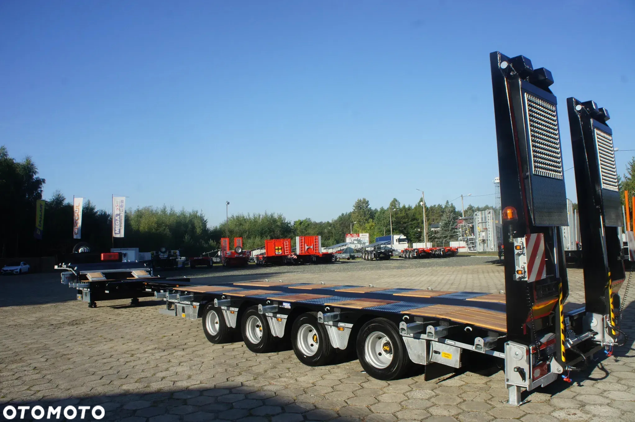 Inny MEGA Trailers / Naczepa niskopodłogowa z rozsuwanym pokładem o 5,00 m, dł. 18.600 - 23