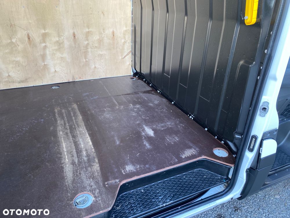 Iveco DAILY 3.0 HI MATIC 35-180, MAX długi, zakupiony w salonie w Rzeszowie, serwisowany, bezwypadkowy, pełna dokumentacja - 30