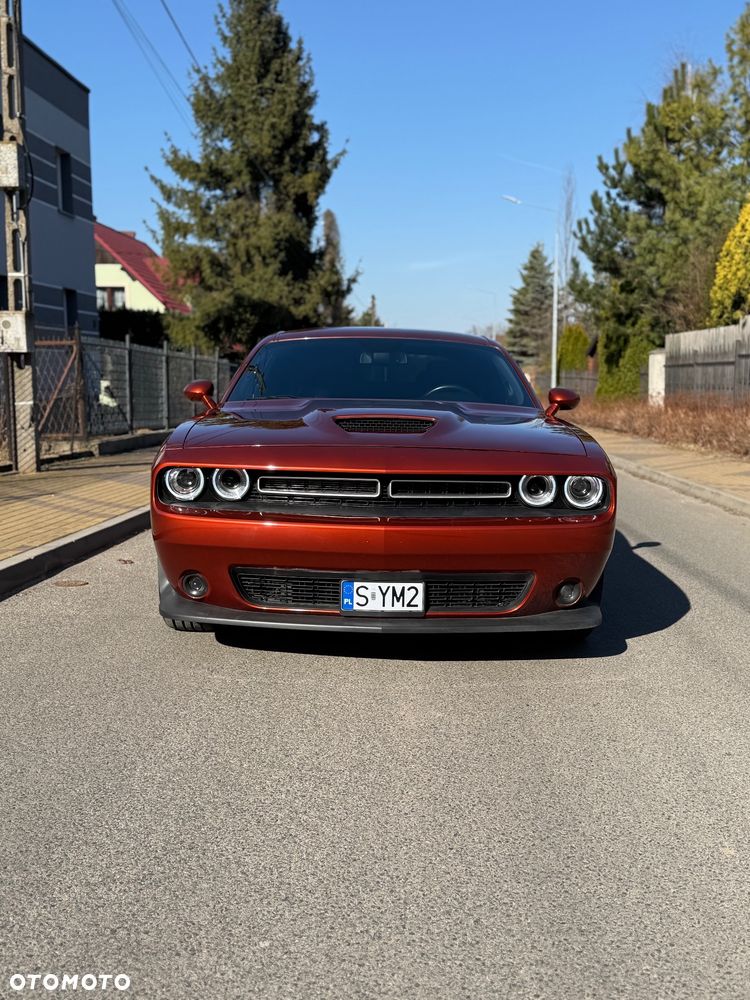 Dodge Challenger - 5