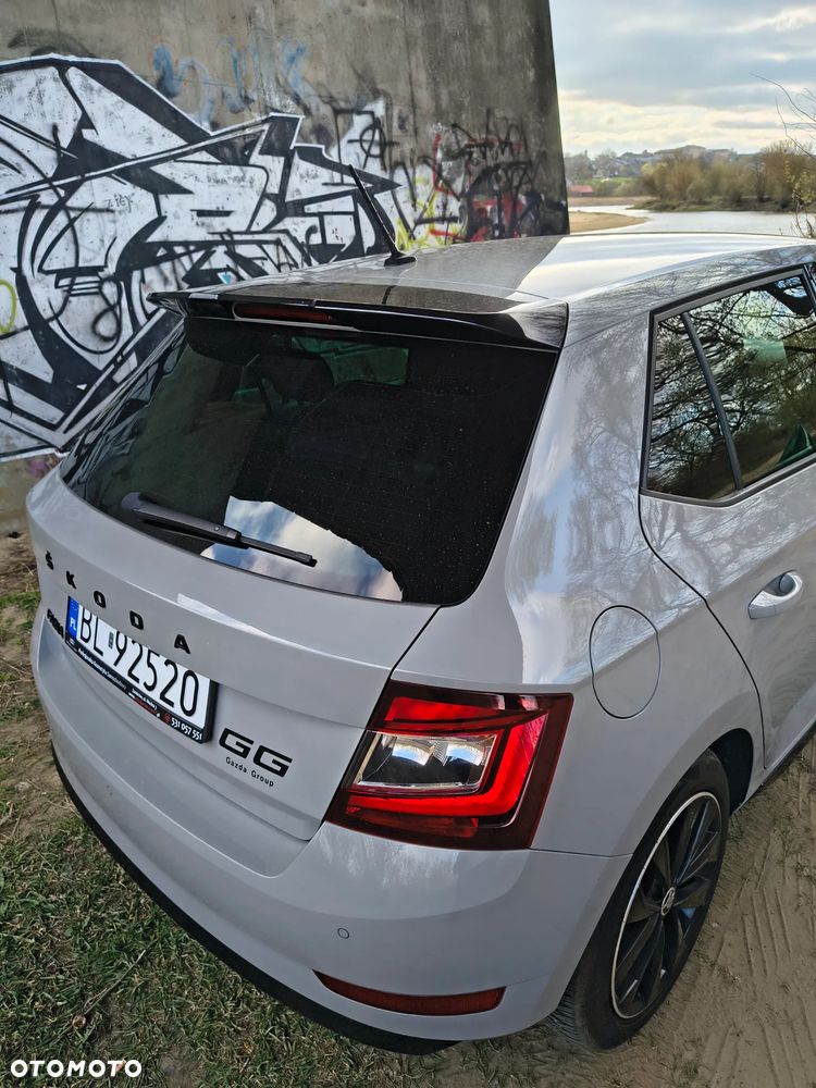 Skoda Fabia 1.0 TSI Monte Carlo - 10