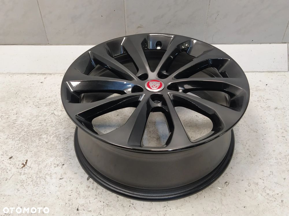 JAGUAR XF X250 XE X760 F-PACE X761 7,5X19 8,5X19 ORYGINALNE FELGI ALUMINIOWE R19 ET44,5 E755 5x108 KOMPLET DEKIELKI ORYGINAŁ - 19