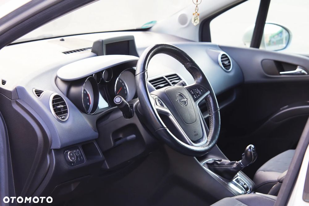 Opel Meriva 1.4 T Cosmo - 11