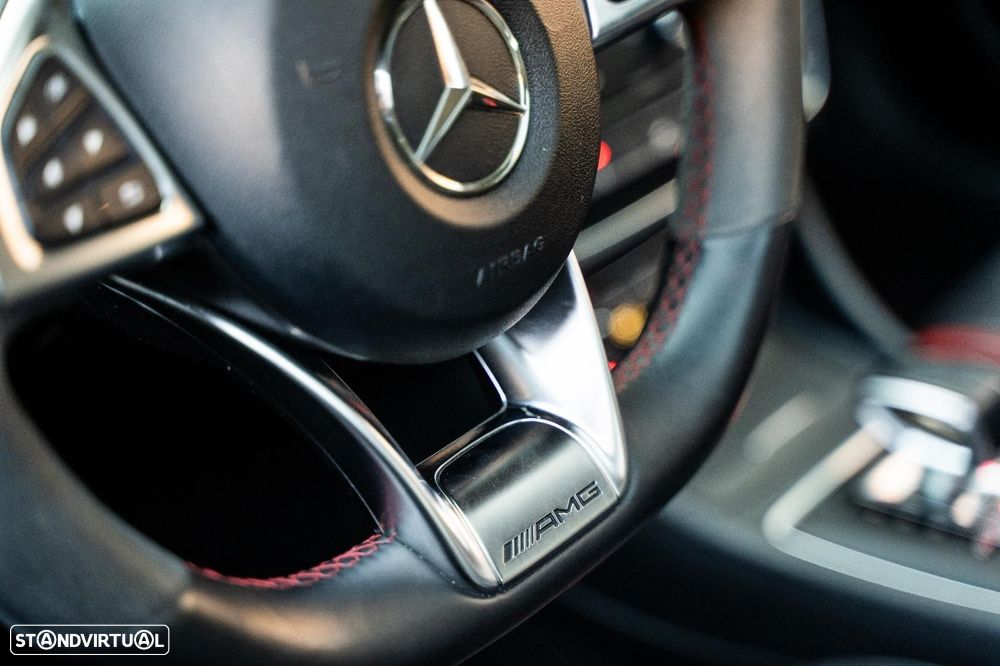 Mercedes-Benz CLA 45 AMG 4Matic Speedshift 7G-DCT Night Edition - 46