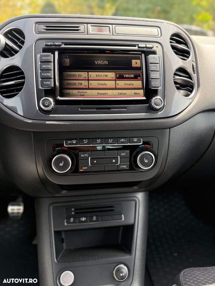 Volkswagen Tiguan - 14