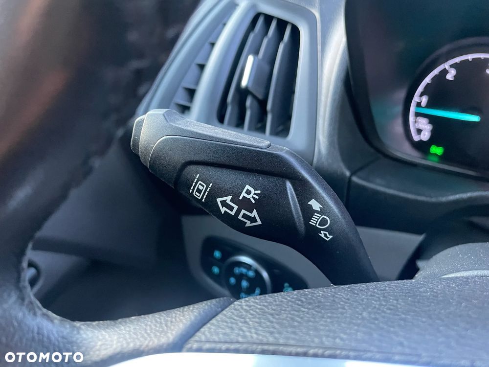 Ford Tourneo Connect - 27