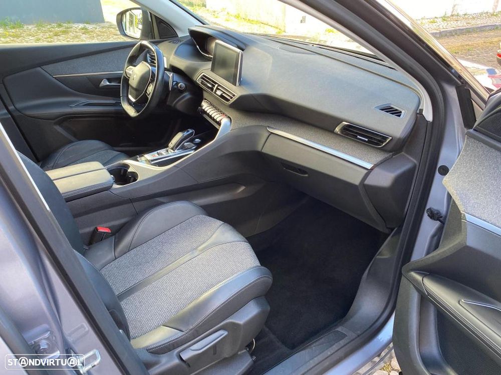 Peugeot 3008 PureTech 130 Stop & Start EAT6 Allure - 33