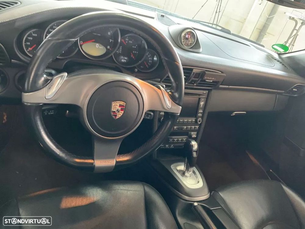 Porsche 911 (991) - 13