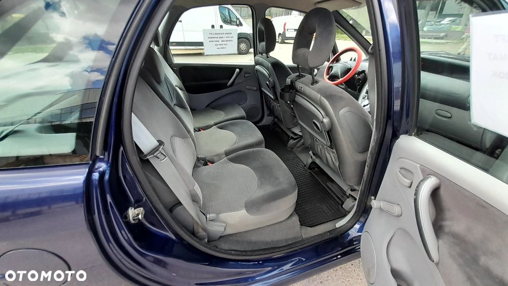 Citroën Xsara Picasso 2.0 16V Exclusive - 8