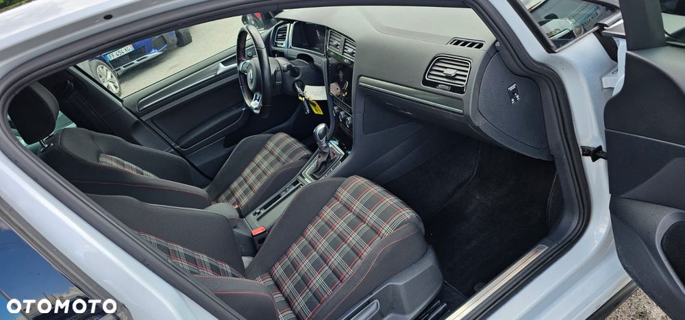 Volkswagen Golf 2.0 TSI BMT GTI Performance DSG - 19