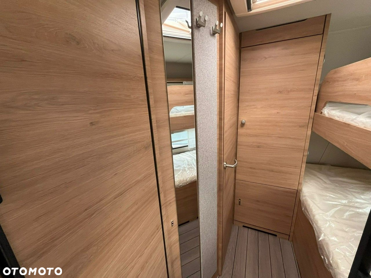 KNAUS SÜDWIND 500 QDK 60 YEARS - 16