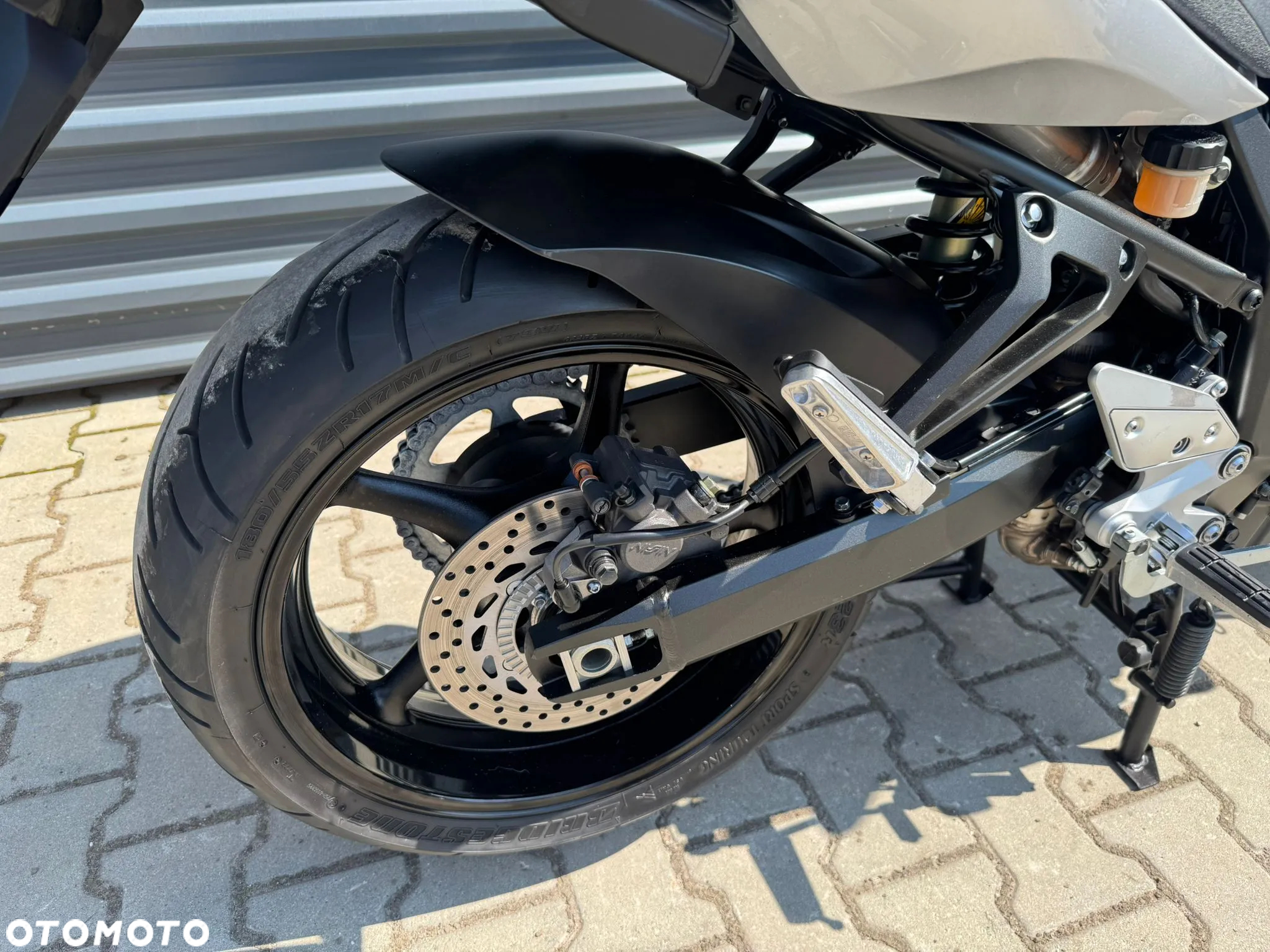 Yamaha FZ6 - 16