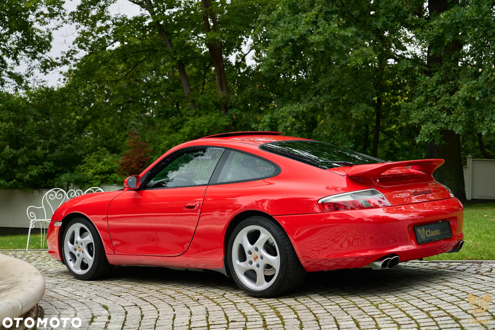 Porsche 911 Carrera - 28