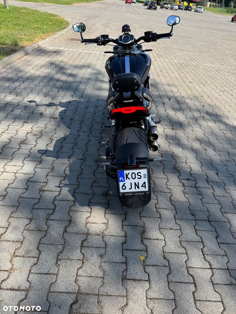 Triumph Rocket - 12