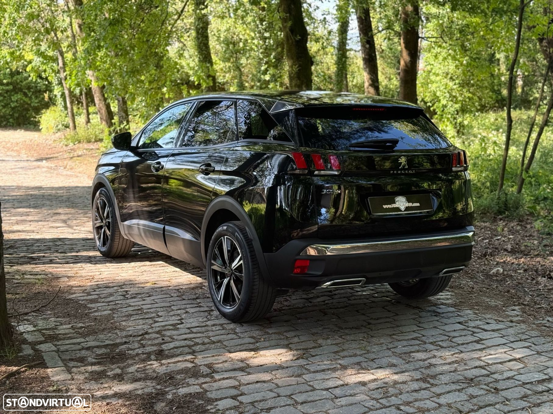 Peugeot 3008 1.5 BlueHDi Allure EAT8 - 16