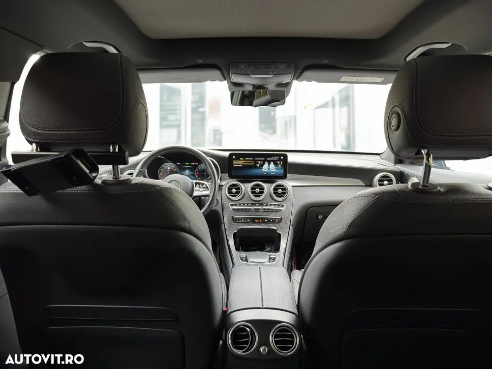 Mercedes-Benz GLC 300 e 4MATIC - 11