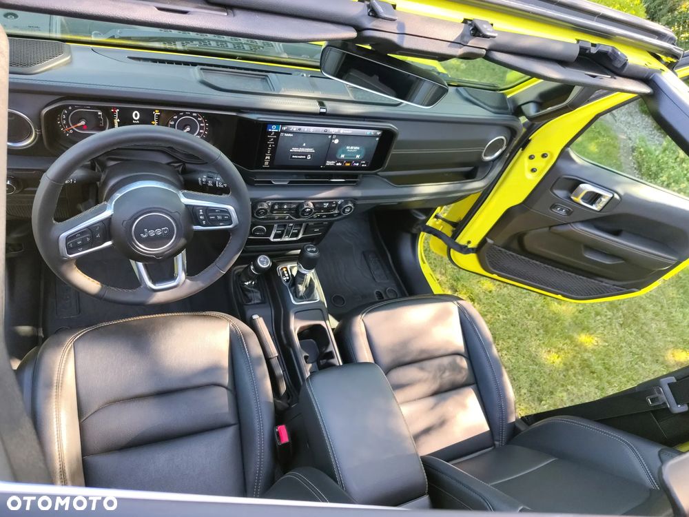 Jeep Wrangler Unlimited GME 2.0 Turbo Sahara - 23