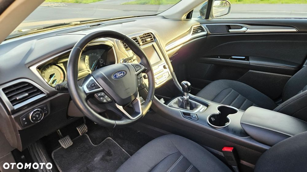 Ford Mondeo 2.0 TDCi ECOnetic Start-Stopp Business Edition - 12