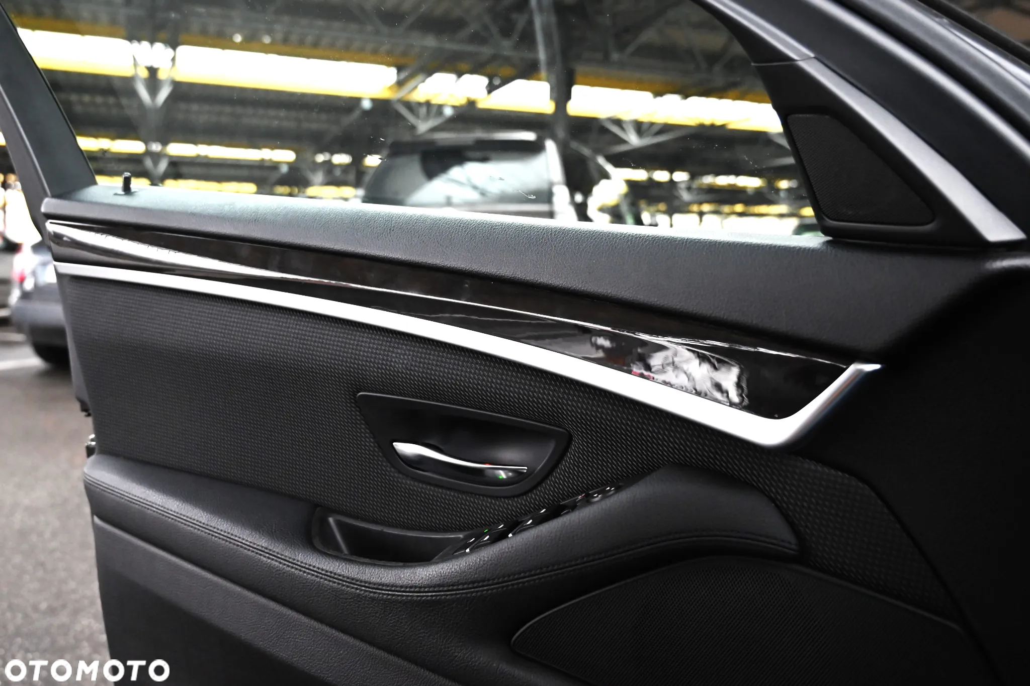 BMW Seria 5 - 32