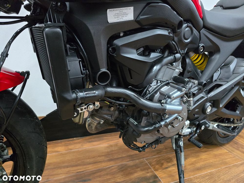 Ducati Monster - 33