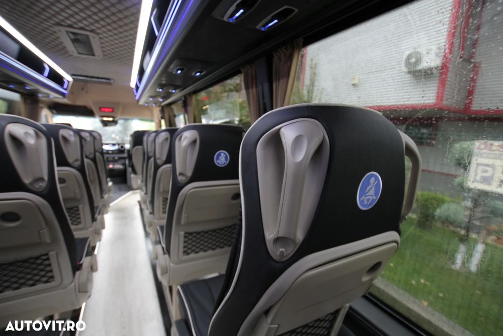 Mercedes-Benz 519 19+1+1 LOCURI vip *COC* IN STOCK - 32
