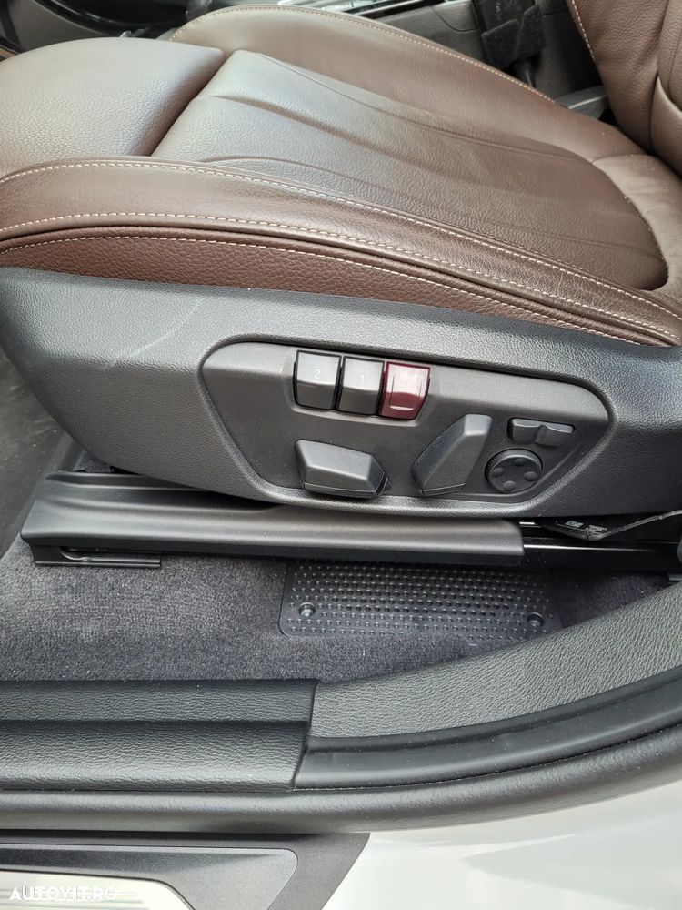BMW X1 xDrive20d AT - 11