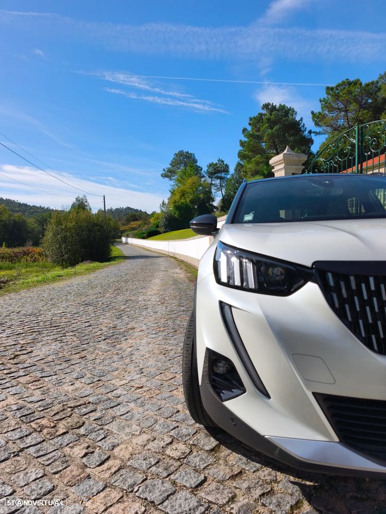 Peugeot 2008 1.5 BlueHDi GT Pack EAT8 - 4