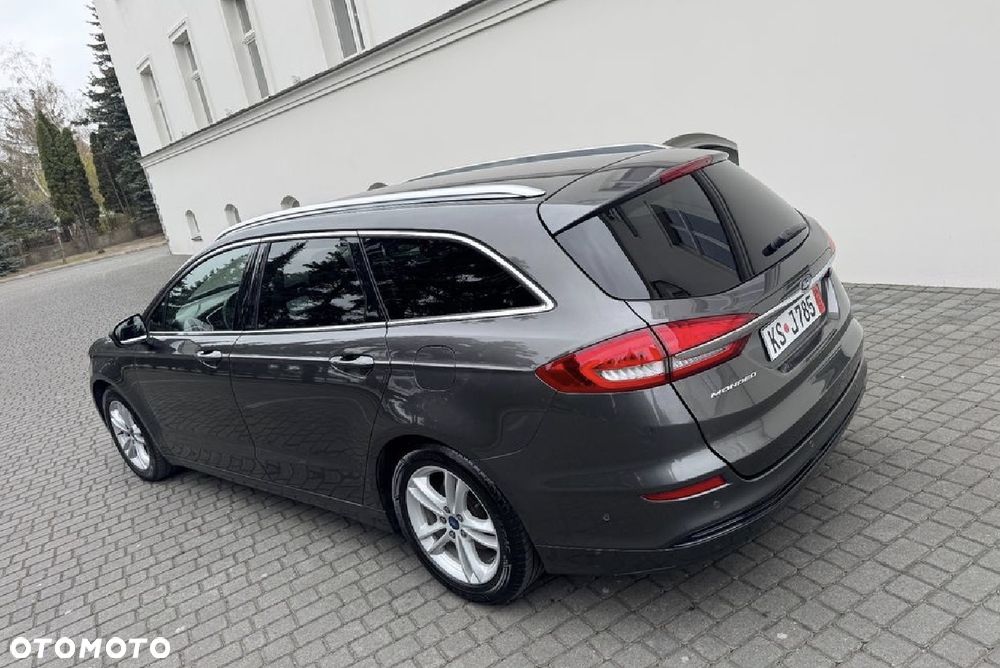 Ford Mondeo 2.0 EcoBlue Titanium - 11