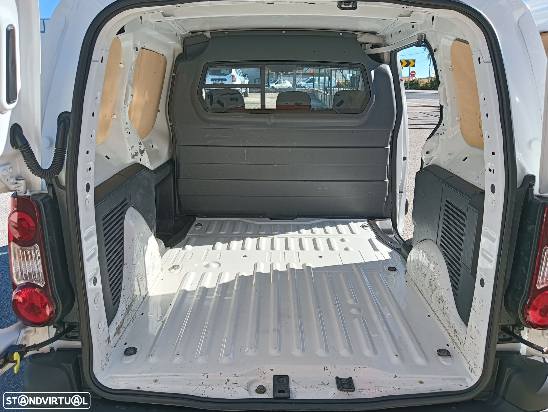 Peugeot Partner 1.6 BlueHDi Style - 18